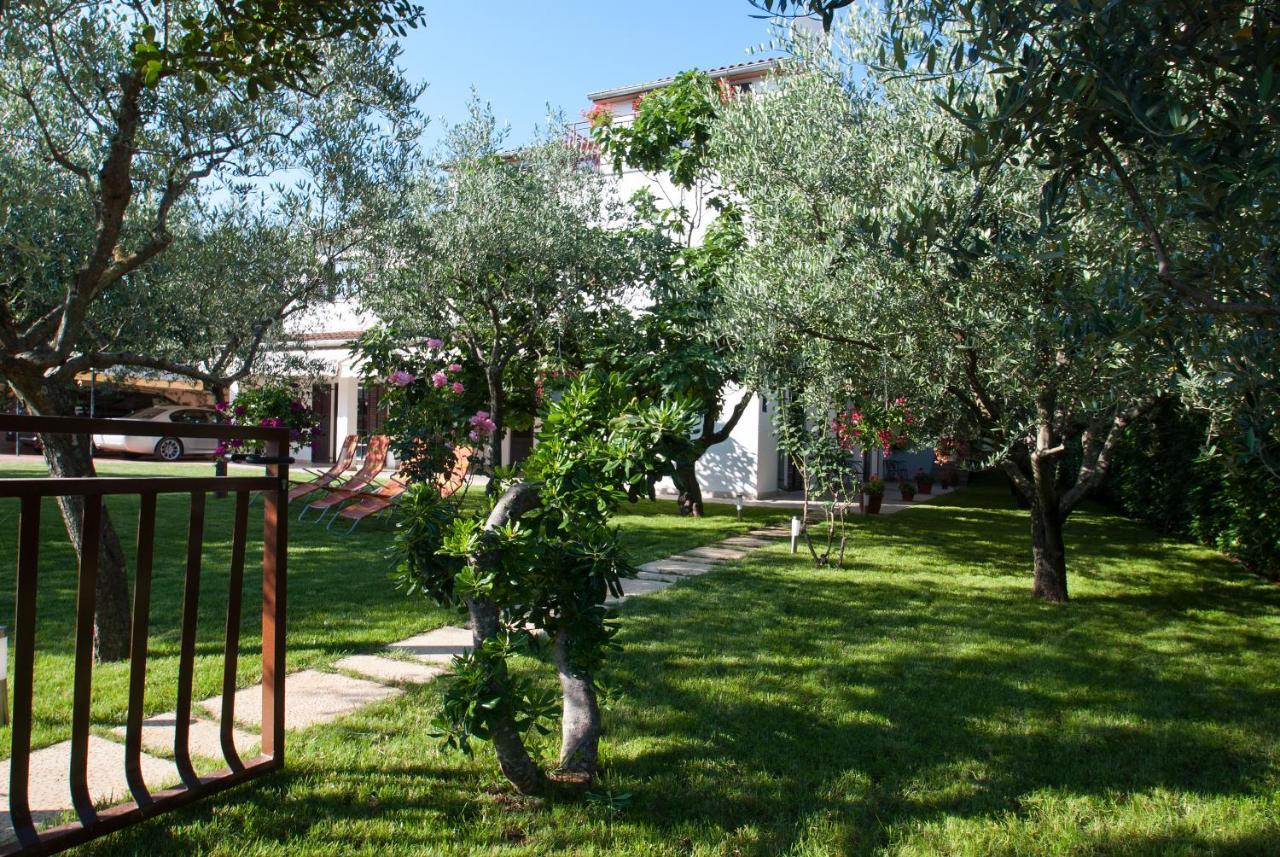 Weis Apartments Rovinj Phòng bức ảnh