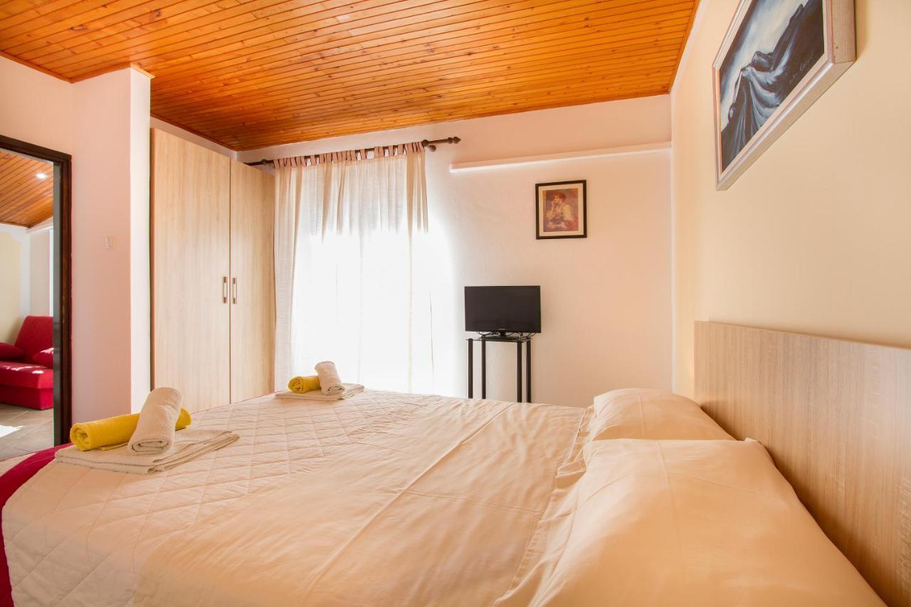 Weis Apartments Rovinj Ngoại thất bức ảnh