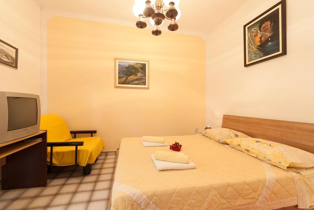 Weis Apartments Rovinj Phòng bức ảnh