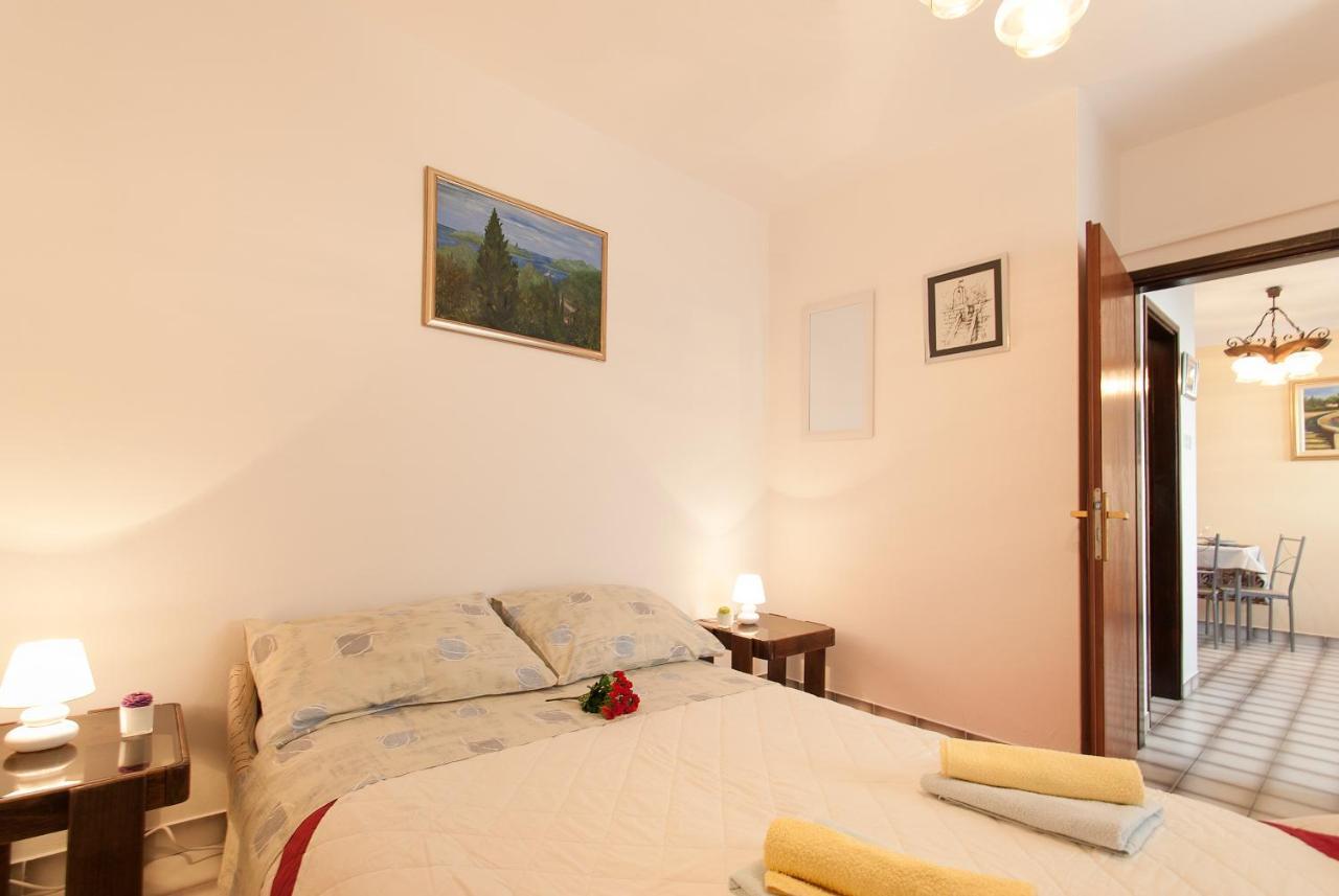 Weis Apartments Rovinj Phòng bức ảnh